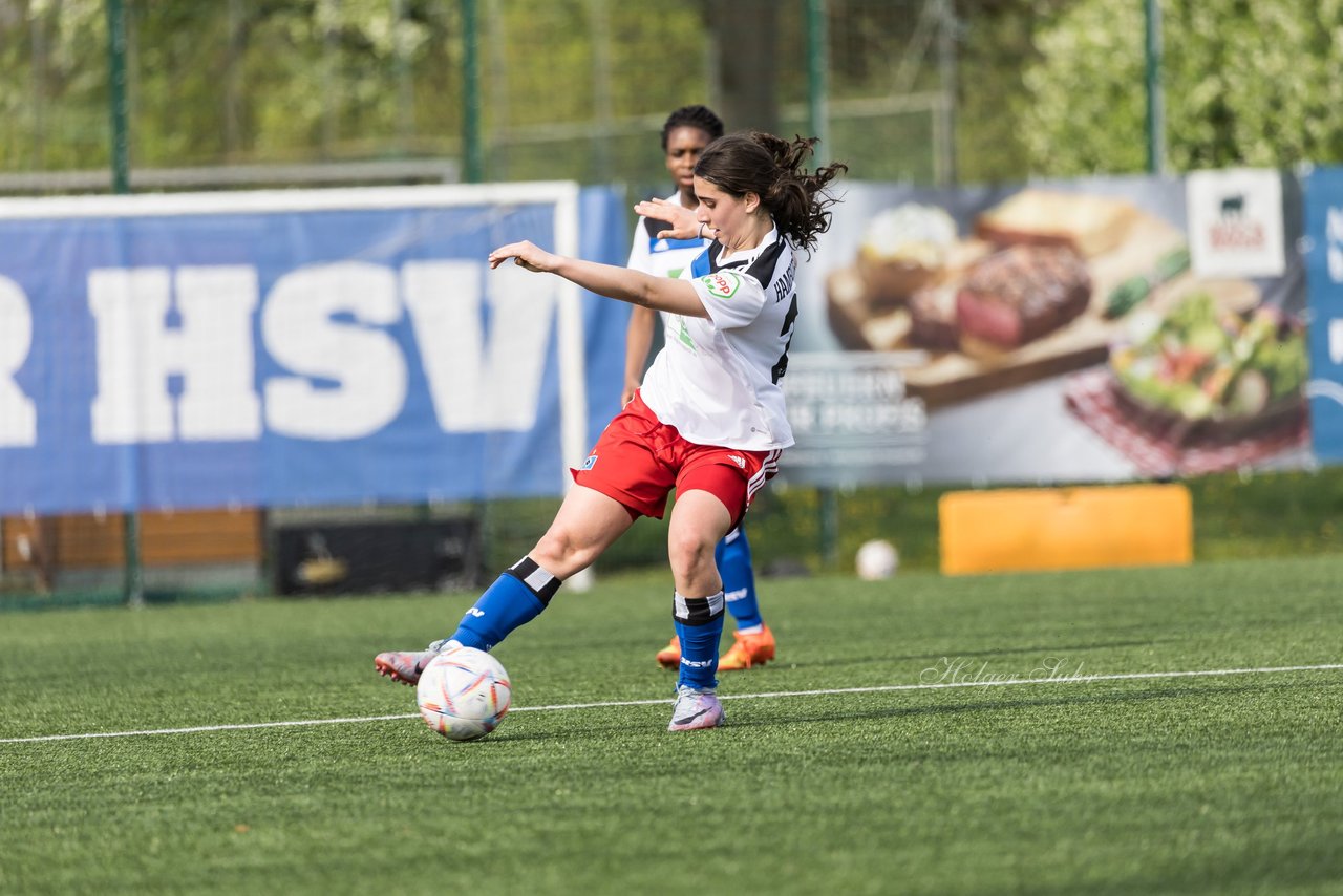 Bild 336 - wCJ Hamburger SV - Heeslinger SC : Ergebnis: 7:0